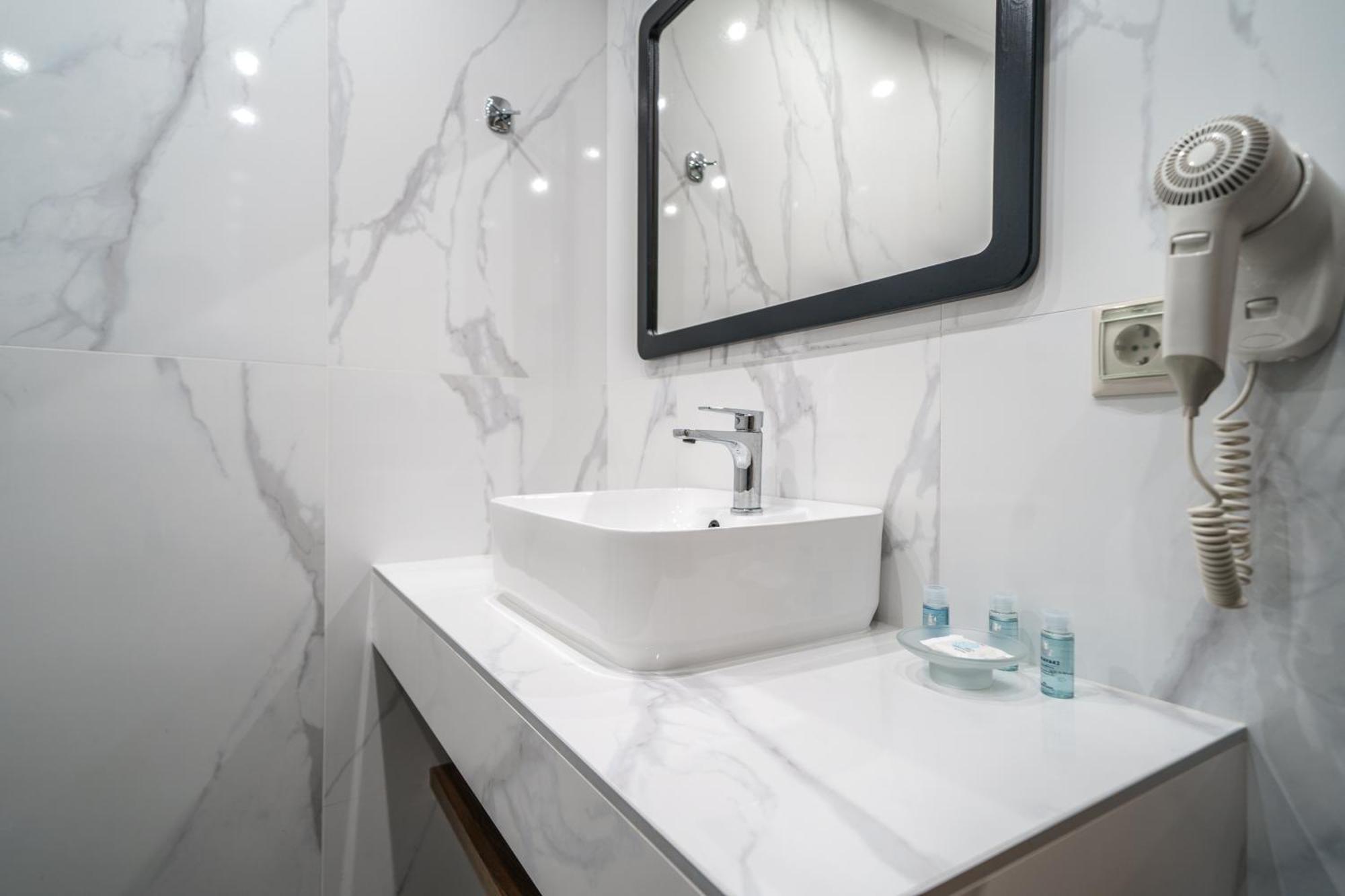 Amalia Apartments Bali  Bagian luar foto